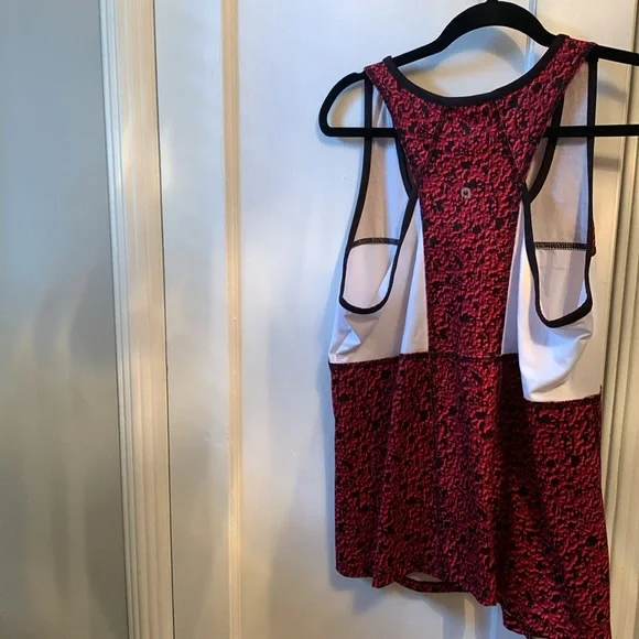 Exercise top - Picture 2 of 2